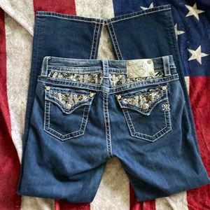 Miss me, mid rise 29 easy boot cut